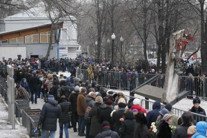 V Moskvi slovo od umorjenega vodje opozicije Nemcova