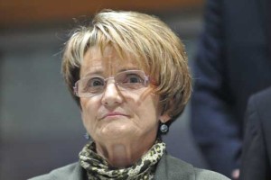 Ministrica Stanka Setnikar Cankar ponudila odstop: "Šlo je za zlorabo osebnih podatkov."