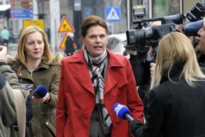 Bratuškovo je ob šestih zjutraj "neprijetno presenetil" obisk policistov