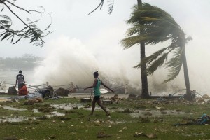 Ciklon Pam opustošil tihomorsko otočje Vanuatu