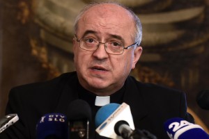 V ljubljanski stolnici posvetitev novega pomožnega škofa Šuštarja