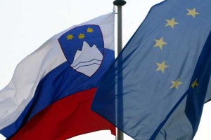 Viri: Slovenija zunaj neposredne nevarnosti, a še kaže bolezenske znake