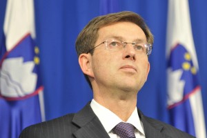 Cerar naj bi na čelo ministrstva za izobraževanje znova postavil ministrico