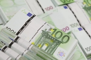 Nova zadolžitev: Slovenija izdala 20-letno obveznico v višini milijarde evrov
