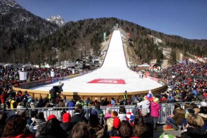 Planica: Prevc postavil rekord letalnice, kar devet Slovencev na petkovo tekmo