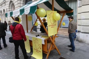 Začelo se je zbiranje podpisov za razpis referenduma o noveli o zakonski zvezi