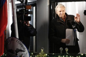 Assange pred zaslišanjem zahteva gradivo o posilstvu