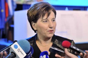 Novakova: Interpelacija ne bo vložena, Cerar je potegnil pravo potezo