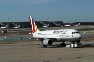 Zavarovalnice zaradi nesreče Germanwingsa s skoraj 300 milijoni evrov rezervacij