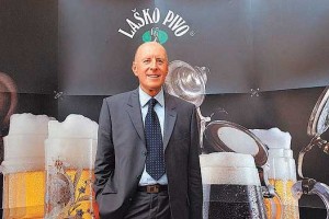 Tone Turnšek: Gledal je stran, ko je Šrot peljal pivovarno v propad