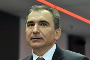 Veber se čudi, da je premier Cerar bolj verjel Mateju Toninu