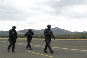 Mehiški narkokartel  iz zasede umoril 15 policistov