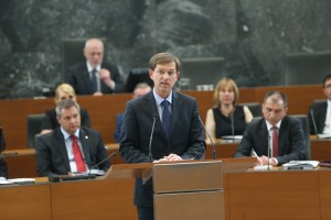 Cerar: Veber odgovoren za nezakonito delovanje OVS
