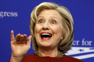 Hillary v nedeljo tudi uradno kandidatka za predsednico ZDA?