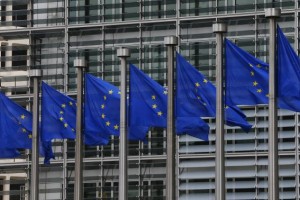 Obetajo se spremembe imenovanja slovenskih kandidatov za evropske komisarje