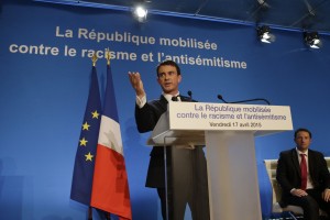 Francoska vlada s 100 milijoni evrov v boj proti rasizmu in antisemitizmu