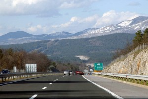 Rekorder med prekrškarji po primorski avtocesti z 248 kilometri na uro