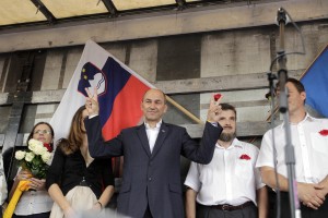 Patria: ustavno sodišče razveljavilo sodbe
