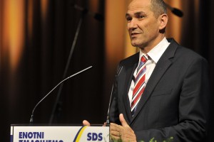 Janša pričakuje zavrnitev obtožbe in oprostitev