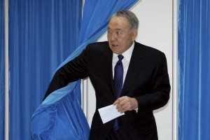 Nazarbajev na volitvah osvojil skoraj vse glasove: 97,7 odstotkov