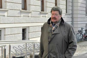 Bavčar je dan pred odhodom v zapor zaprosil za odlog prestajanja zaporne kazni