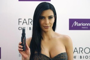 Kitajci do deleža v razvijalcu video igre o Kim Kardashian