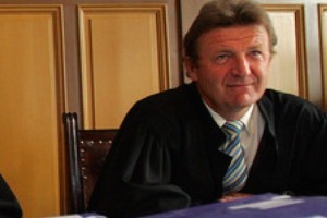 Zahteva za objavo popravka na članek »Sodnik Štrukelj o obsodbi Krkoviča: Bila je komanda z vrha«