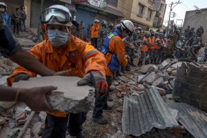 Torkov potres v Nepalu je zahteval več kot 80 žrtev