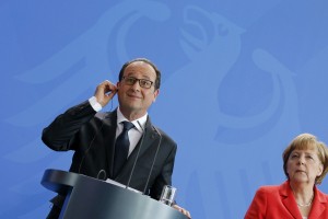 Hollande: Kvote za begunce "ne pridejo v poštev"