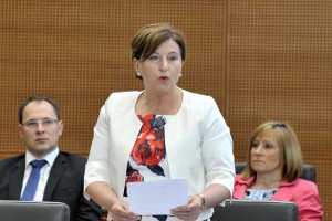 Novakova: Veliko se govori o spravi in pokopu mrtvih, a večina želi to odložiti v prihodnost