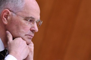 Janša na odločitev DTS o Fišerju: Režim se obnaša kot nekdanja JLA