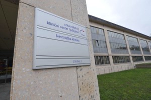 Policija poziva zaposlene na nevrološki kliniki k posredovanju informacij, če jih imajo
