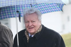 Nekdanji šef Udbe je zabrusil novinarju: Nimate pravice zbirati podatkov o meni!
