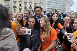 Pahor se opravičuje za "Ajde miška mala, gremo!"