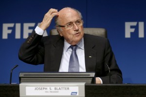 Fifa ovadila nekdanjega šefa Seppa Blatterja, ki je zapravil kar 461 milijonov evrov za nepotreben muzej