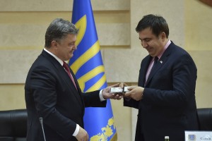 Nekdanji gruzijski predsednik se po selitvi v Ukrajino odpoveduje gruzijskemu državljanstvu