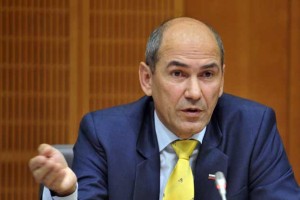 Ustavni sodniki danes o Janševem poslanskem mandatu
