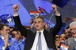 Šef HDZ Karamarko zanika obtožbe, da je bil sodelavec Udbe
