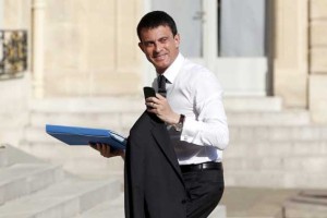 Francoski premier na udaru zaradi poleta z vladnim letalom na finale lige prvakov
