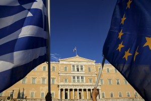 EU od Grčije zahteva, naj se zresni, Varufakis svari, da je grška nesreča nevarno blizu 