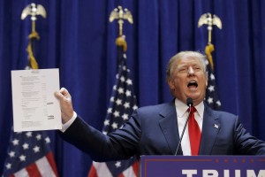 Anketa: "Predsednik Trump" republikancem ne diši