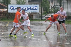 FOTO: V Dolenji vasi 57 ur igrali mali nogomet 
