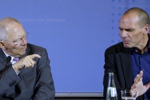 Varufakis: Nemčija in Schäuble popolnoma obvladujeta evroskupino
