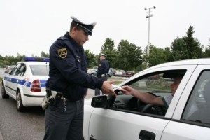 Poziv voznici, udeleženi v prometni nesreči v Brežicah