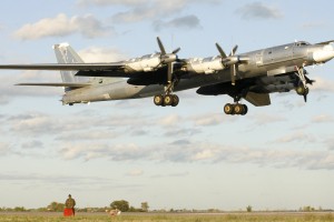 V Rusiji strmoglavil bombnik, posadka se je izstrelila