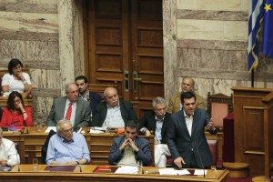 Grški parlament potrdil reforme, Varufakis glasoval proti