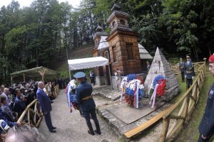 Ob ruski kapelici danes tudi ruski premier Medvedjev