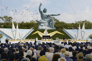 Na grozovitost atomske bombe opozarja še Nagasaki