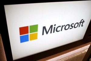Država bo v dveh letih plačala do 20 milijonov evrov za Microsoftovo programsko opremo
