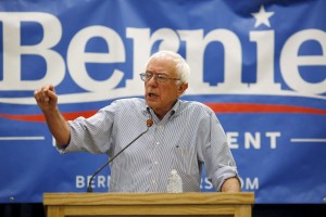 Sanders v New Hampshiru prehitel Hillary Clinton